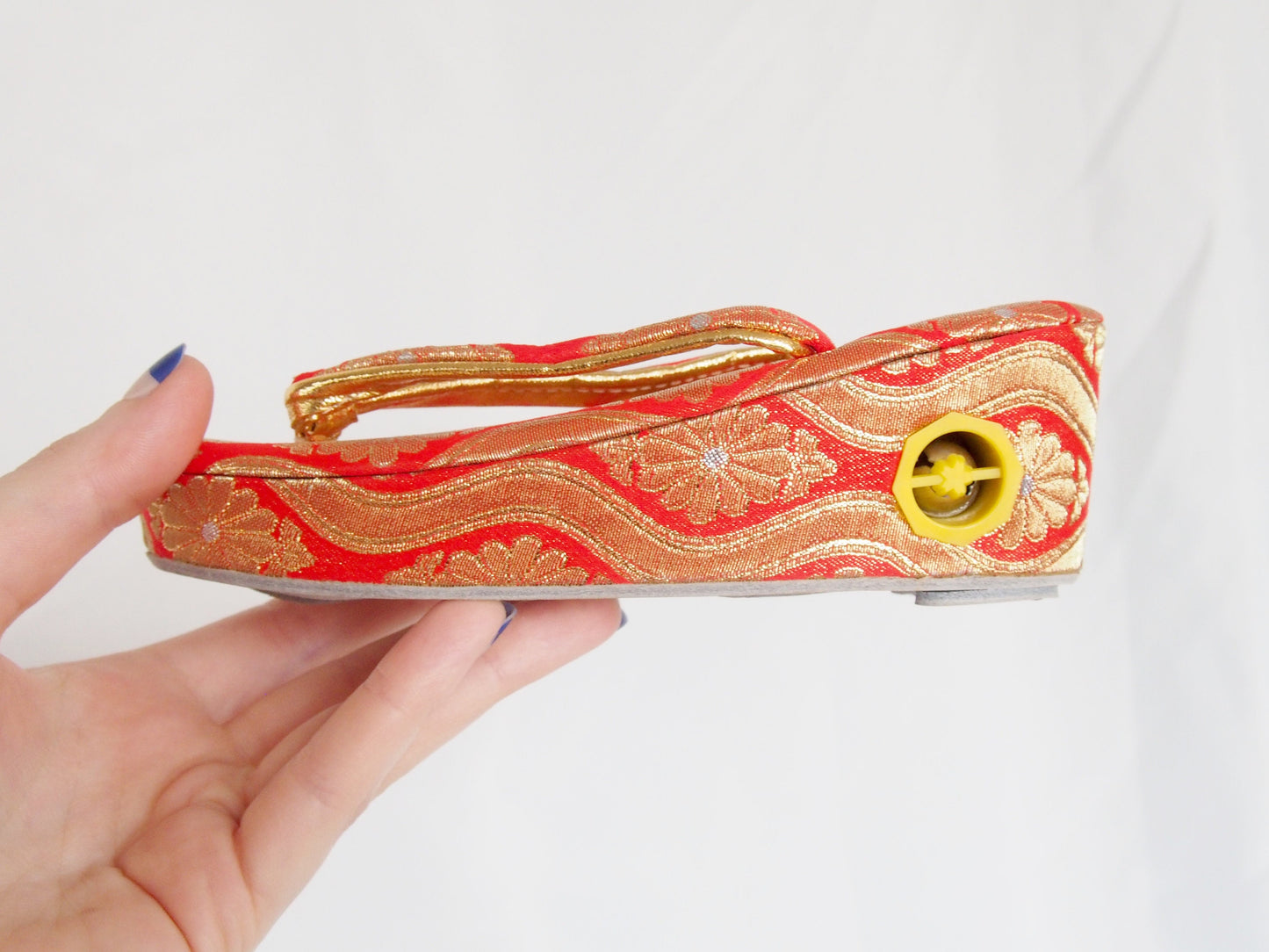 Vintage zori with bells - traditional Japanese shoes for kids