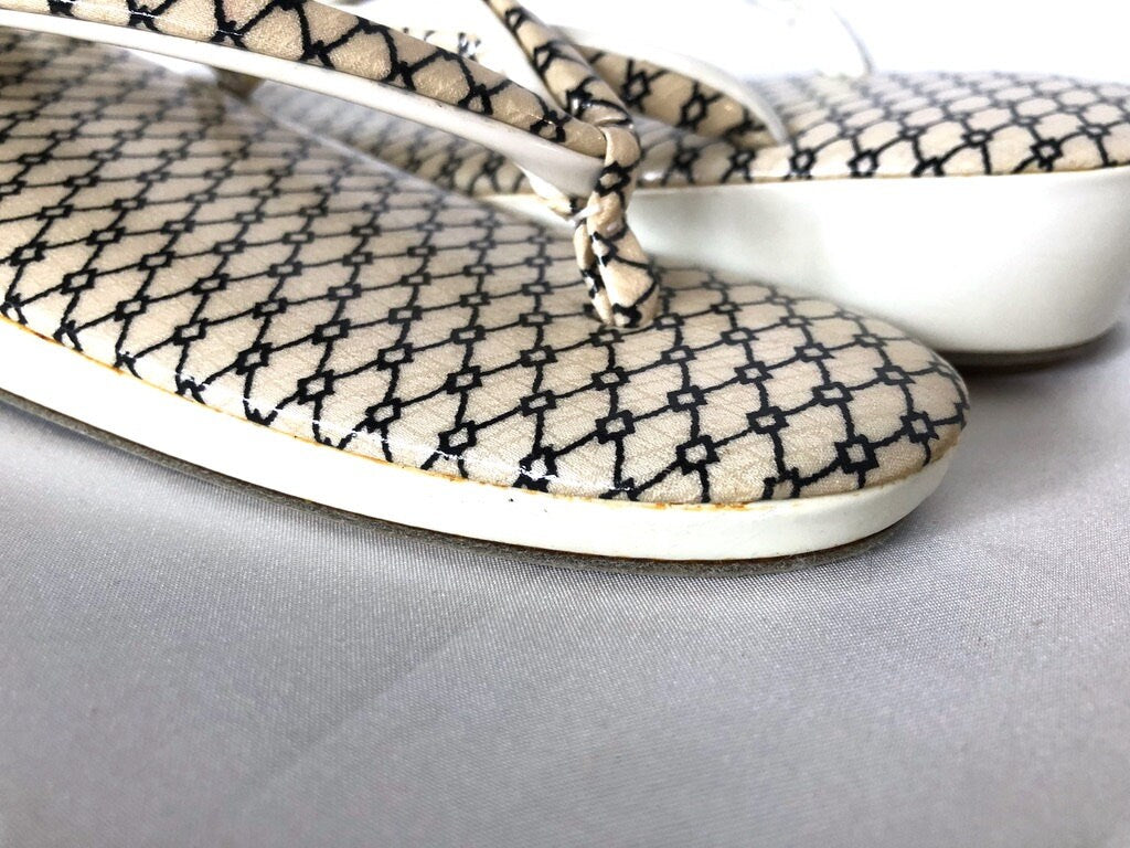 Authentic Japanese shoes - funky black and white zori with geometrical pattern