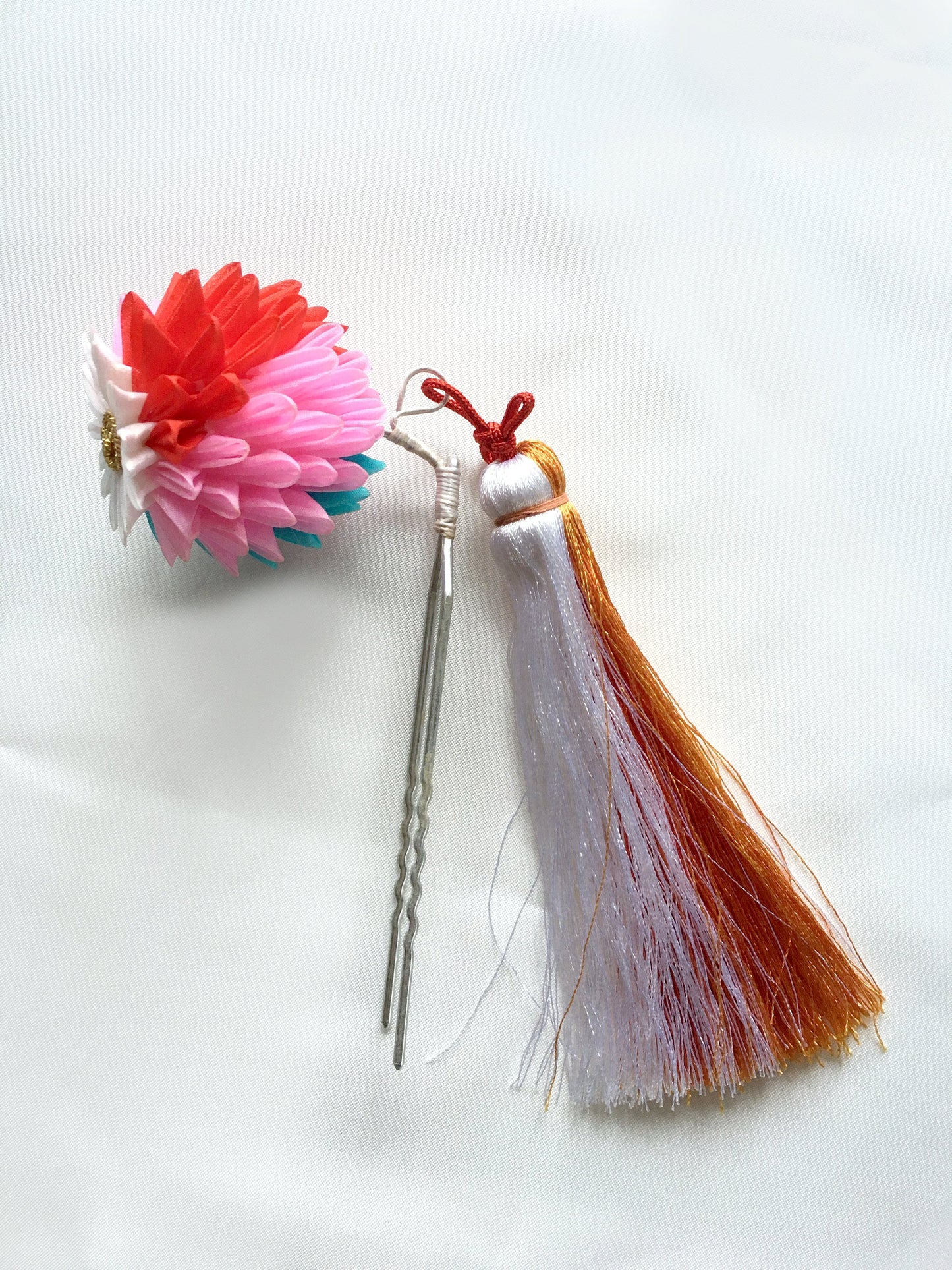Vintage Japanese hair accessory - colorful chrysanthemum flower with a tassel