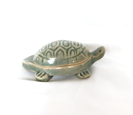 Miniature incense dish / trinket box - ancient turtle