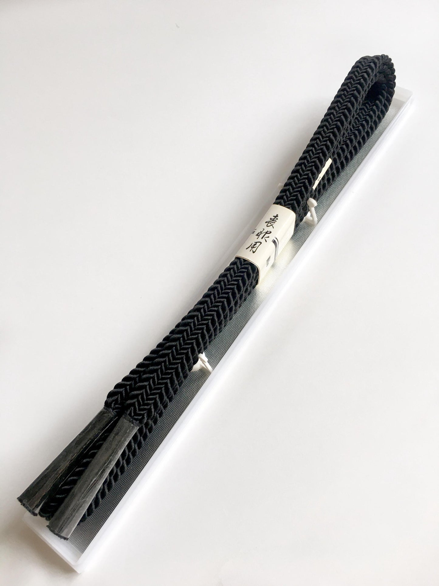 Silk obijime - thin belt with tassels - plain black or white