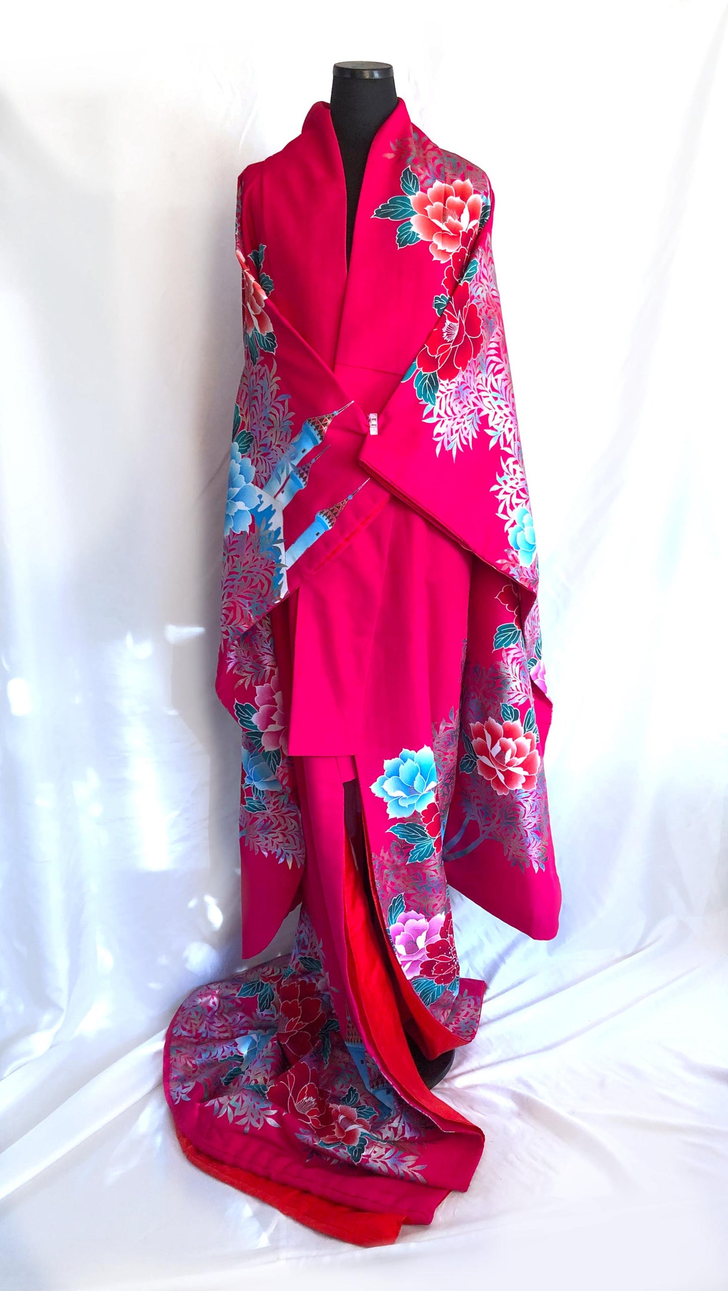Colorful uchikake - Japanese wedding cover / hikizuri - stage costume - vivid pink with castles and roses