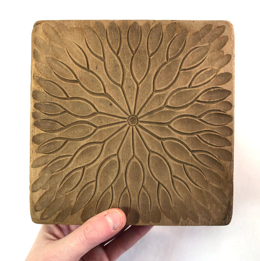 Vintage Japanese wagashi press mold - lotus leaf