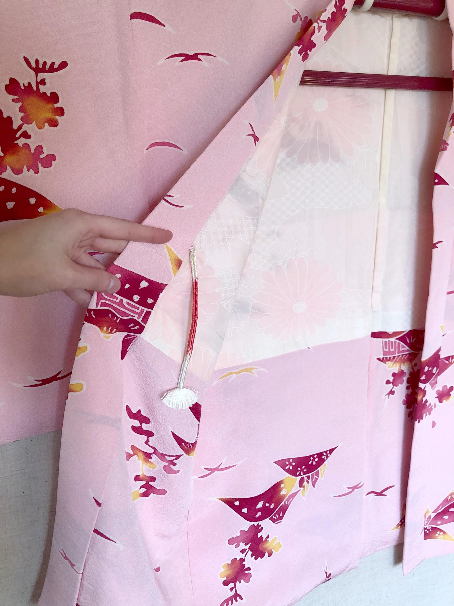 Vintage Japanese kimono coat haori - light pink with village houses