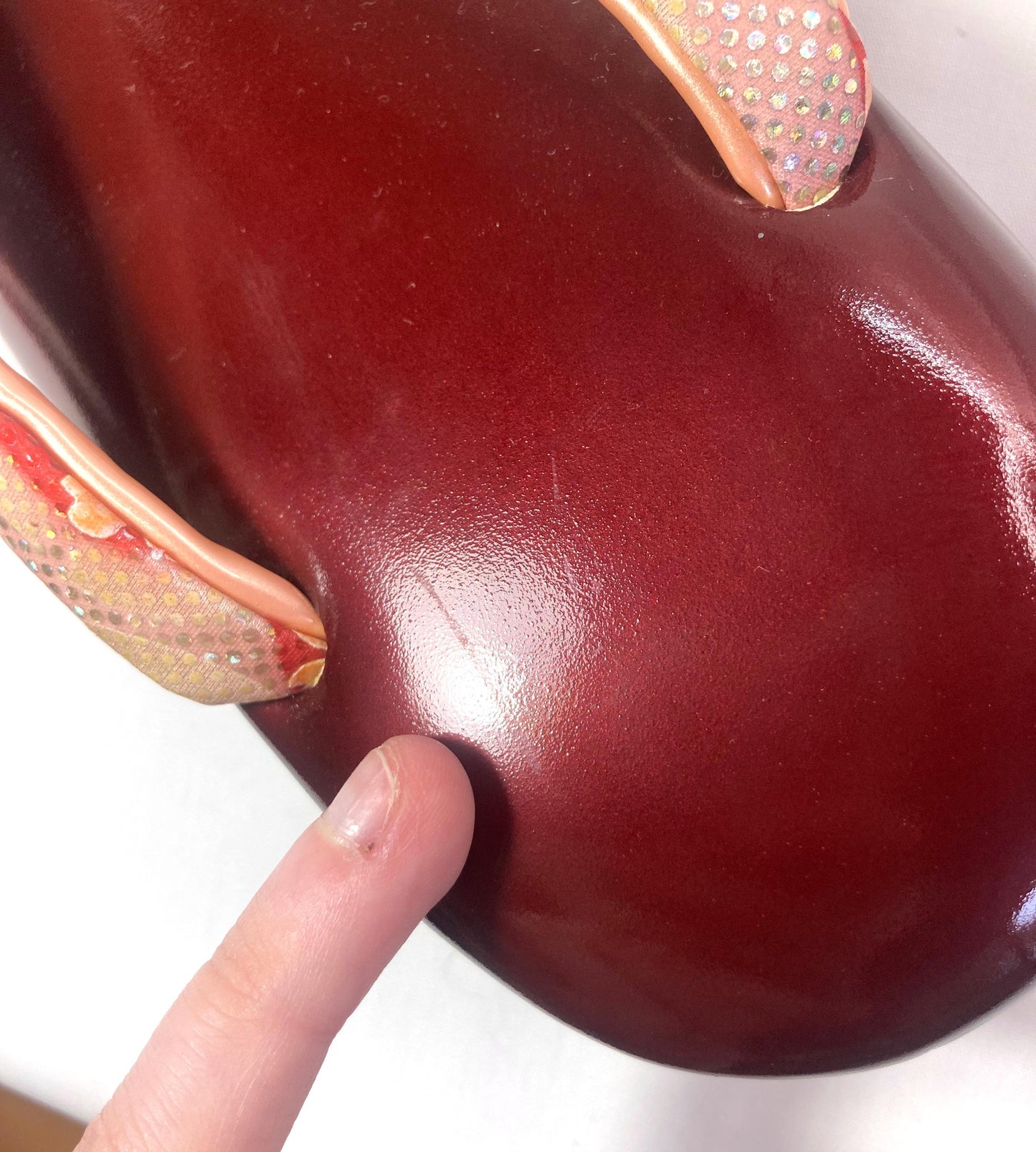 Vintage Japanese Zori Sandals: Red Sakura Pattern, Size US 6-6.5