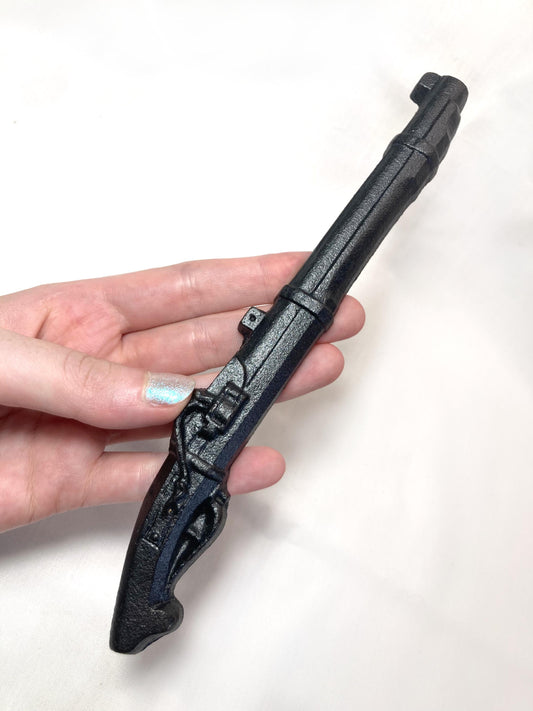 Japanese iron cast paperweight - matchlock gun "tanegashima"