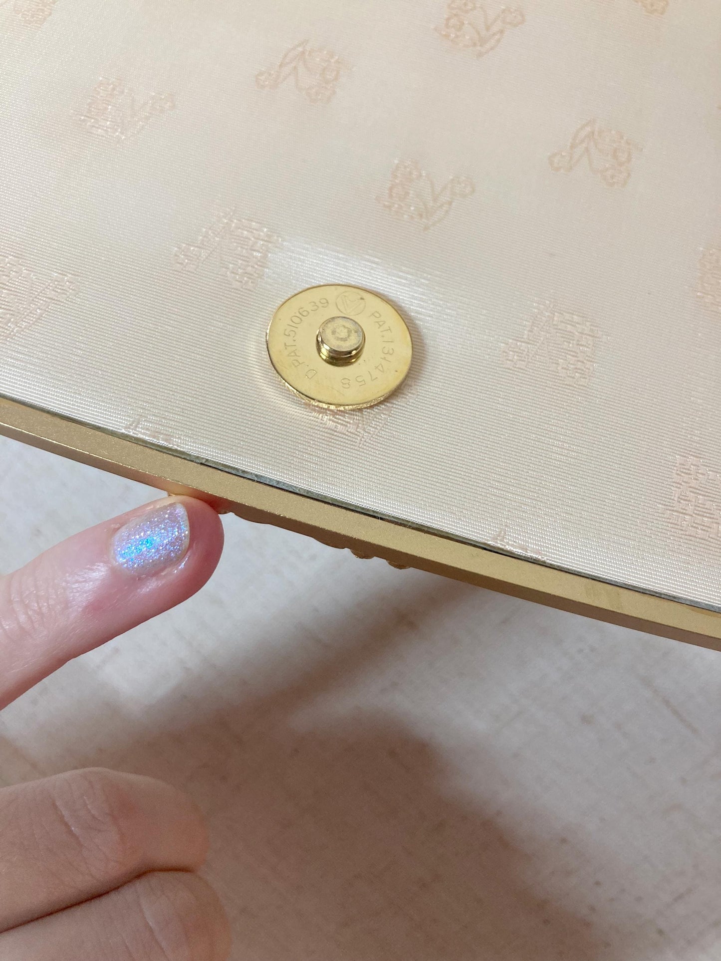 Vintage kimono handbag - golden patent leather with floral pattern and rhinestone accent