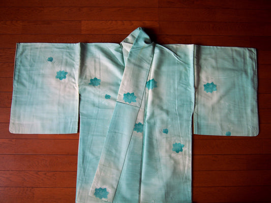Kimono – mint green with flowers