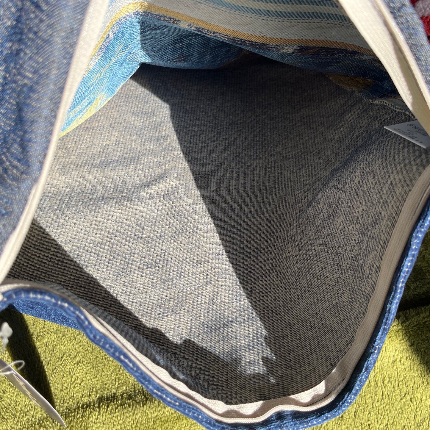 Laputa Castle in the Sky – gobelin cushion cover