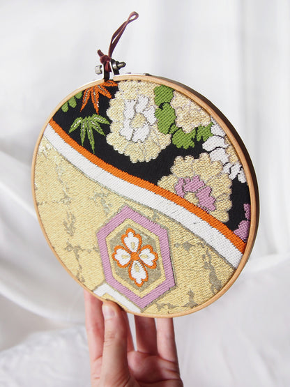 Vintage silk obi wall hanging - tondo 18cm (Series I)