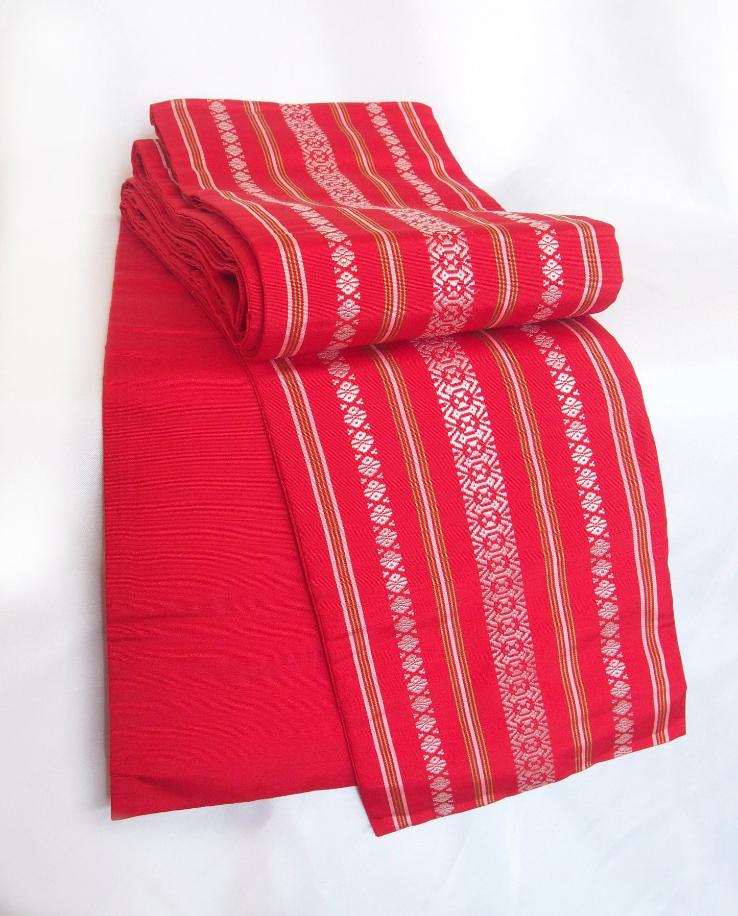 Traditional Japanese hanhaba obi- red, white, and green hakata ori