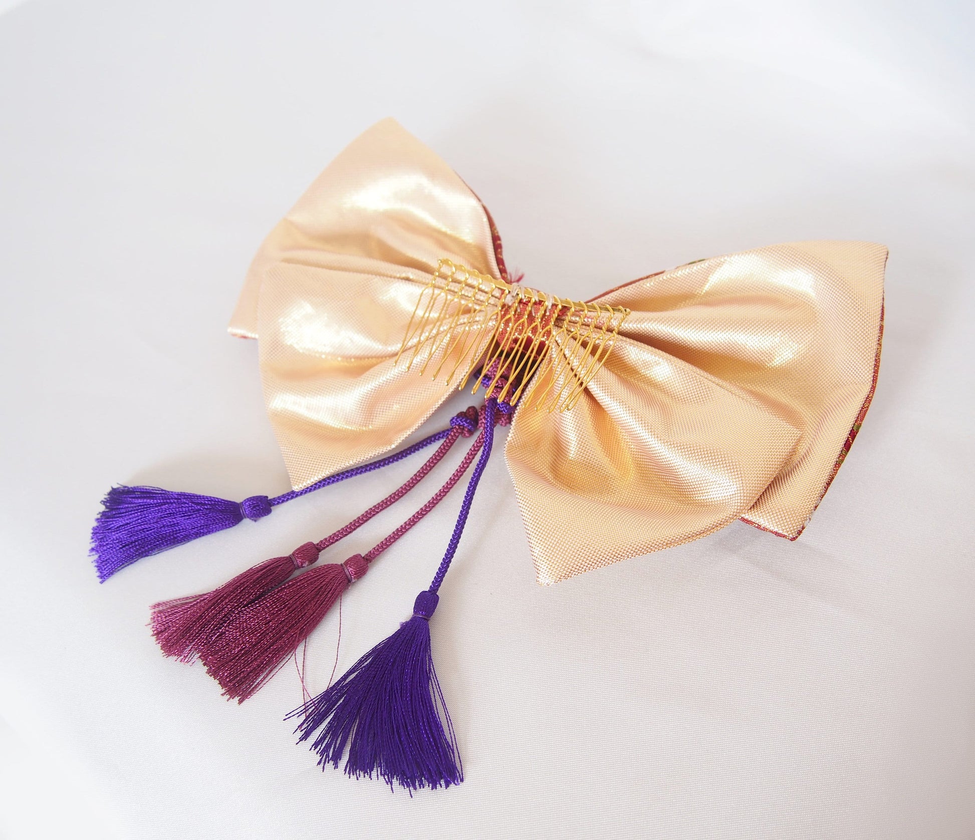 Elegant kanzashi - Japanese hair accessory - red and golden bow with purple tassels