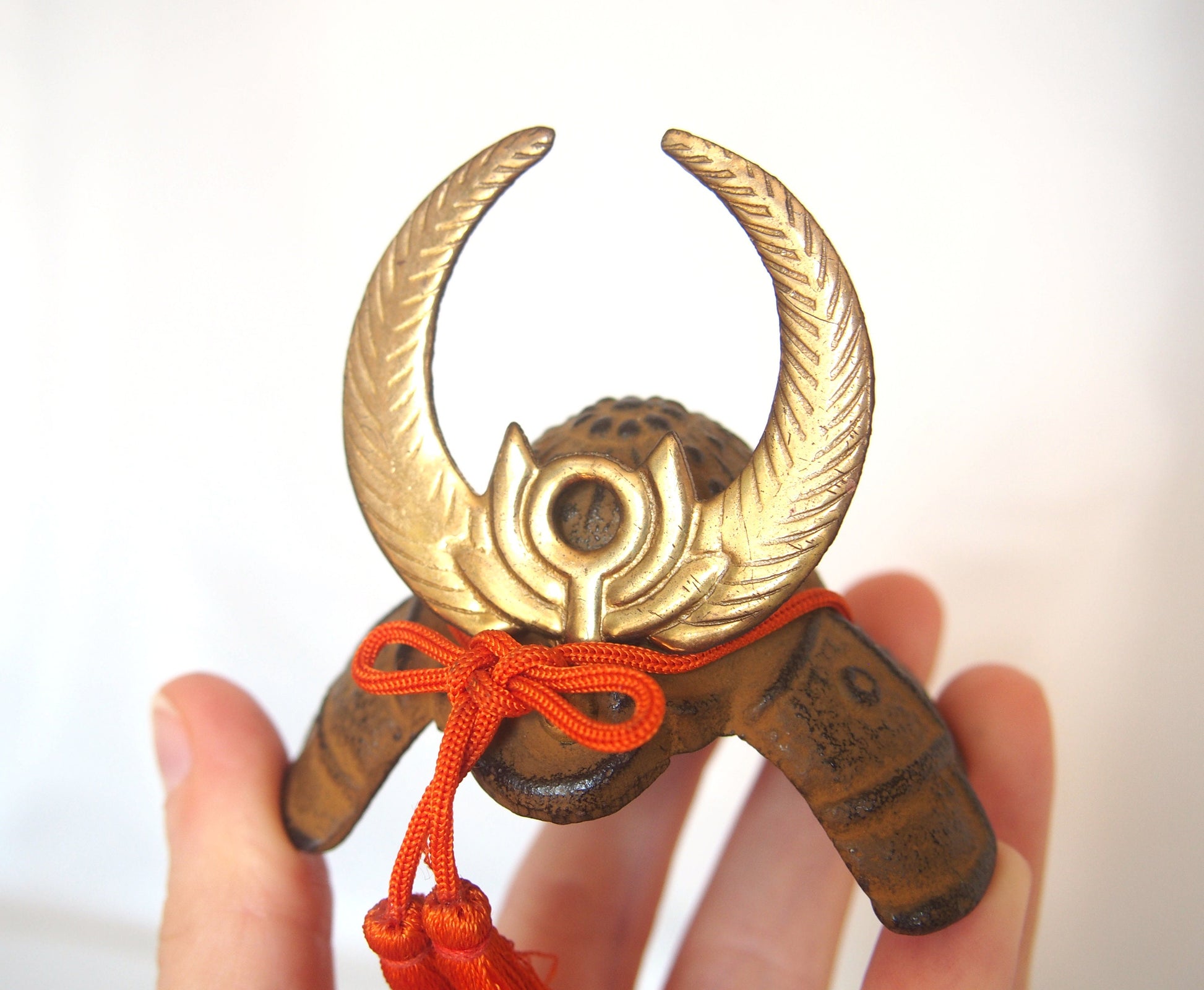 Cast iron paperweight - Japanese helmet kabuto - set of 3