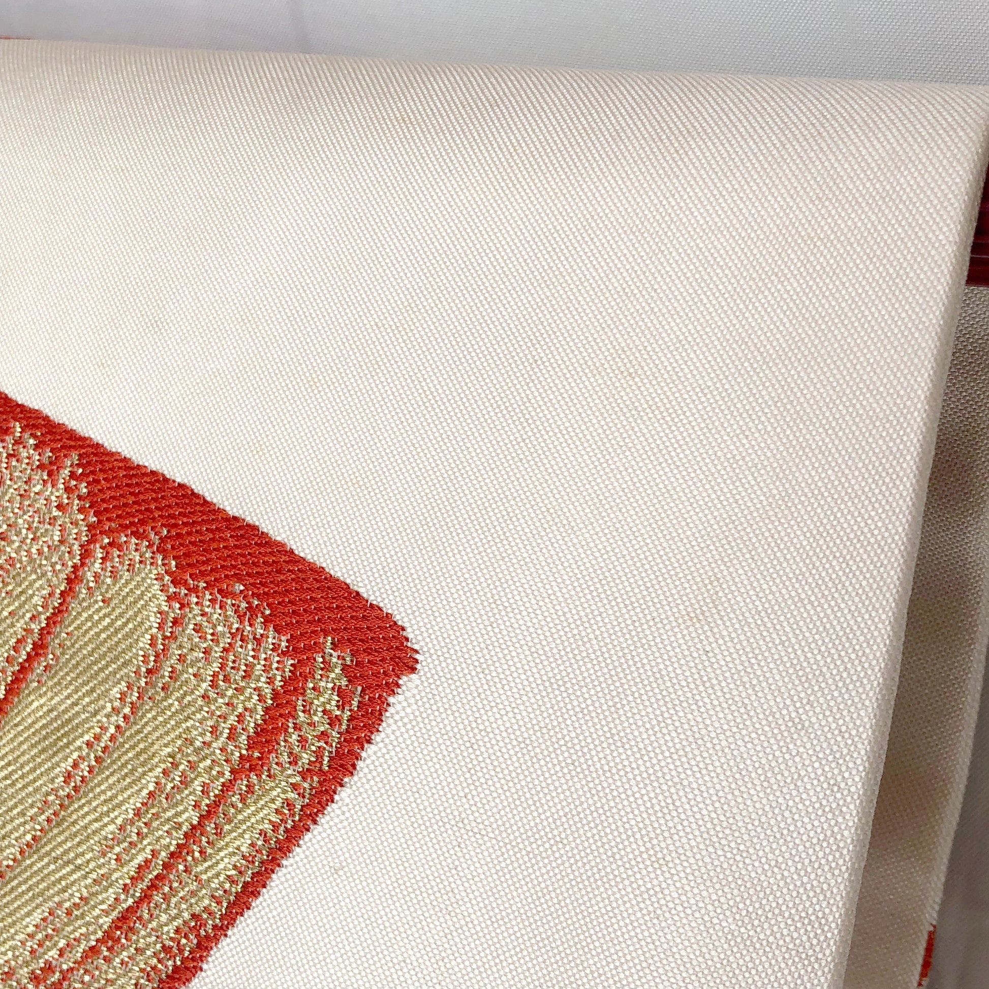 Vintage Nagoya obi - retro modern off-white with red, golden, and silver brush stroke pattern