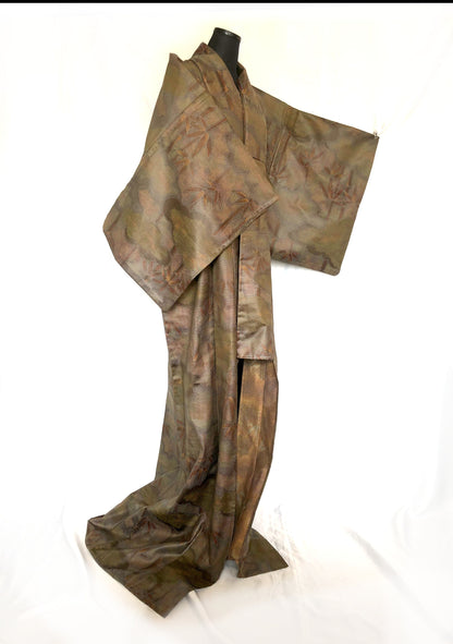 Elegant woven kimono - khaki green and rusty red bamboo forest