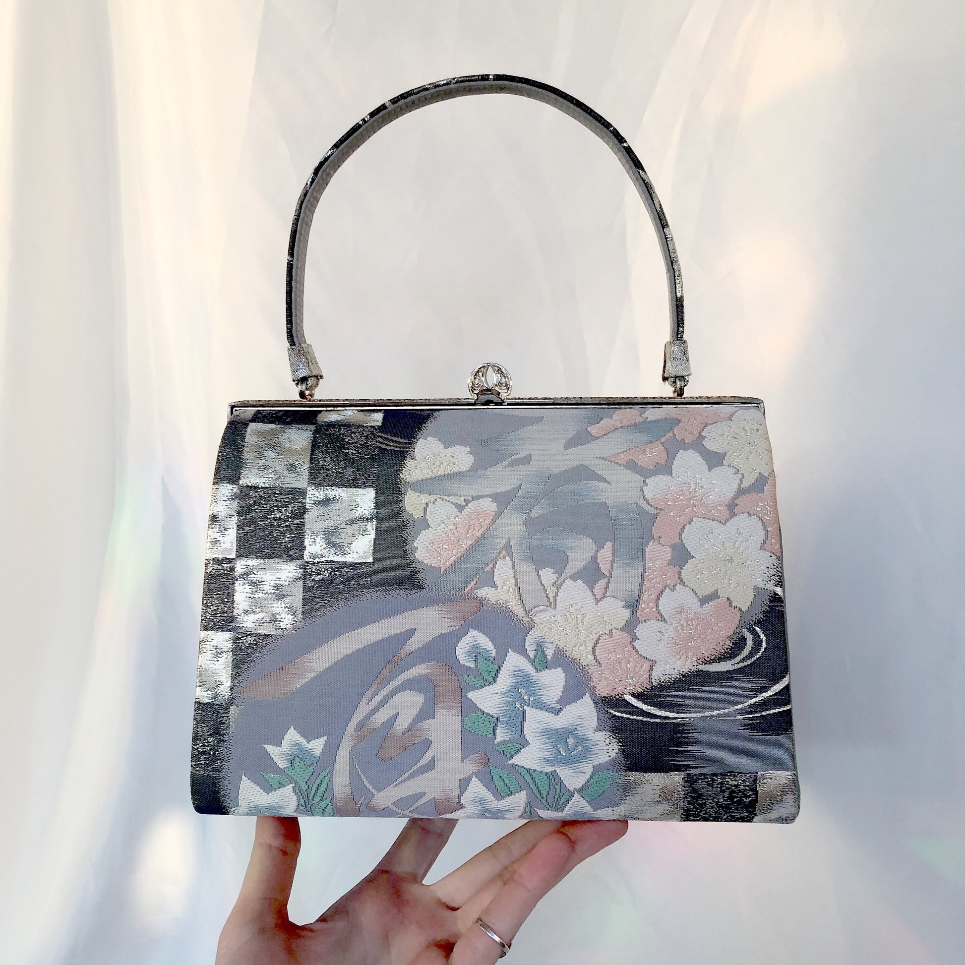 Vintage kimono handbag - flowers of four seasons