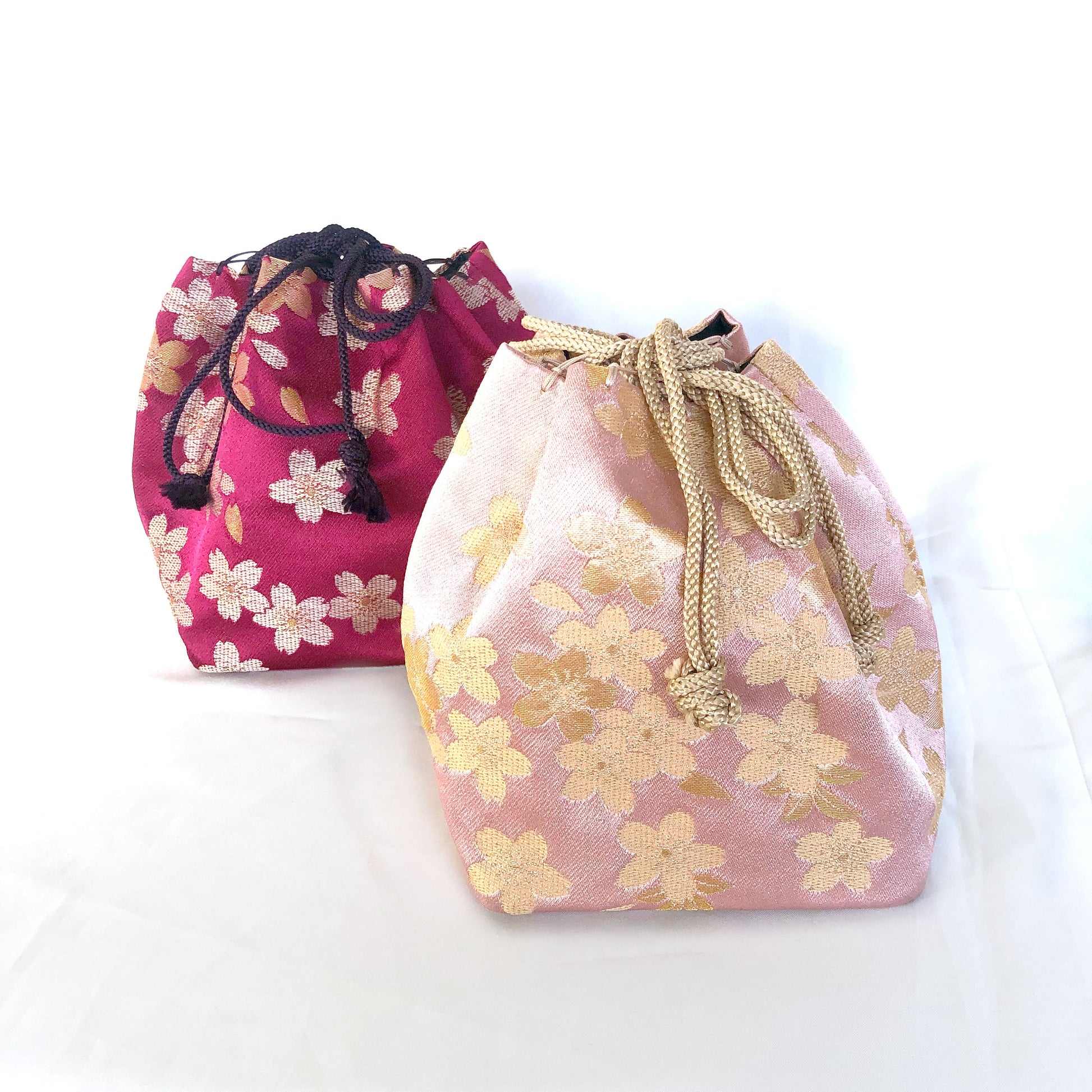 Cute Japanese drawstring bag kinchaku - sakura flowers