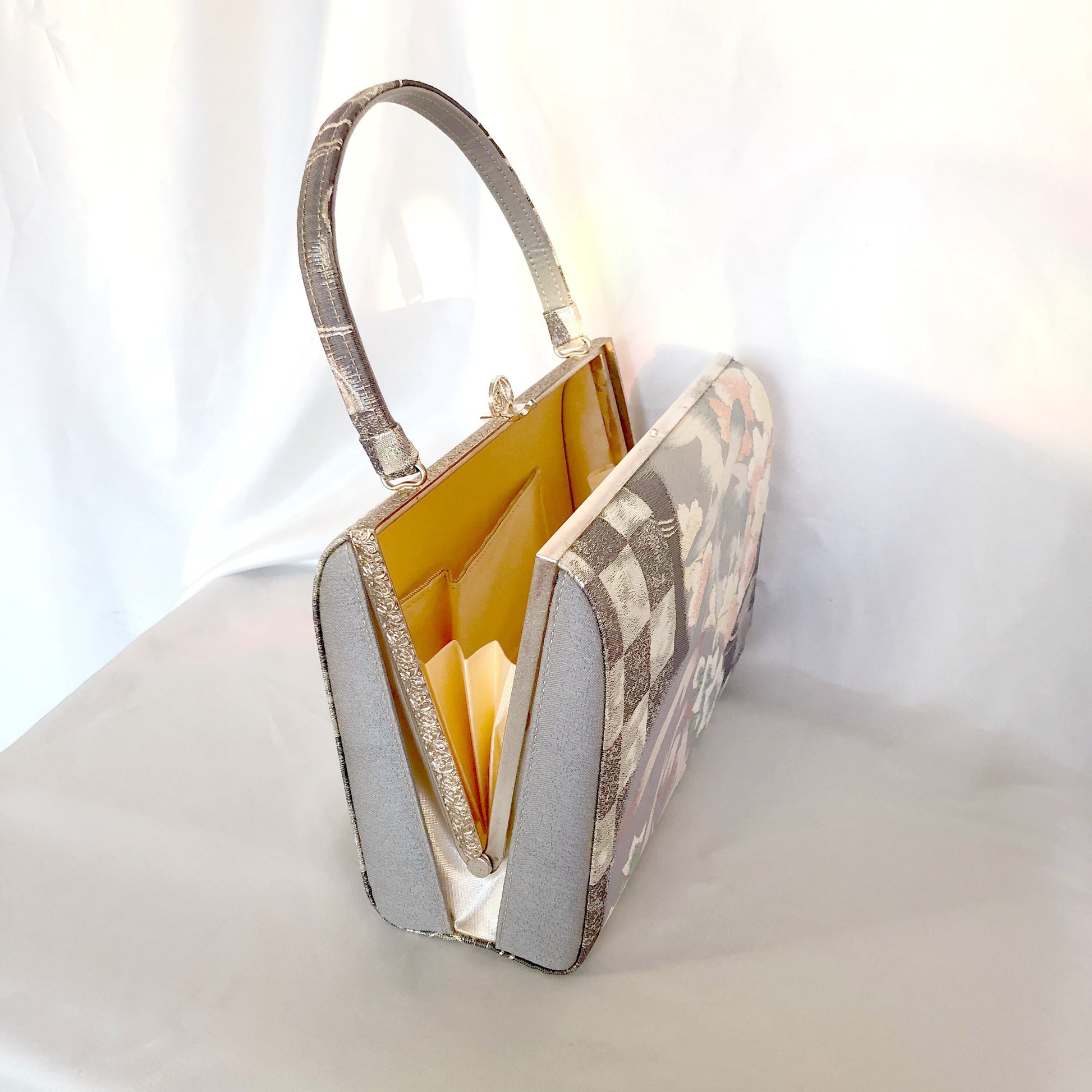 Vintage kimono handbag - flowers of four seasons