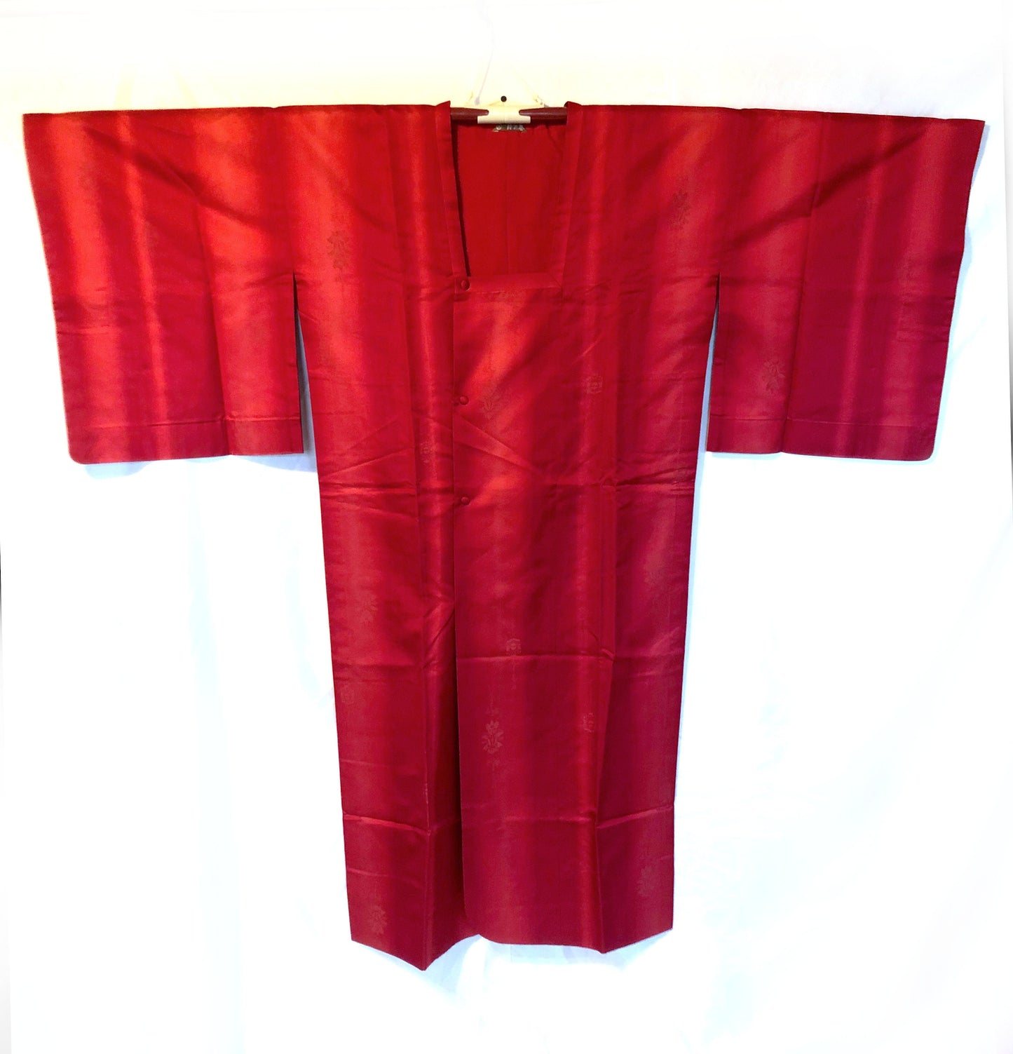 Traditional Japanese long kimono coat - casual red michiyuki