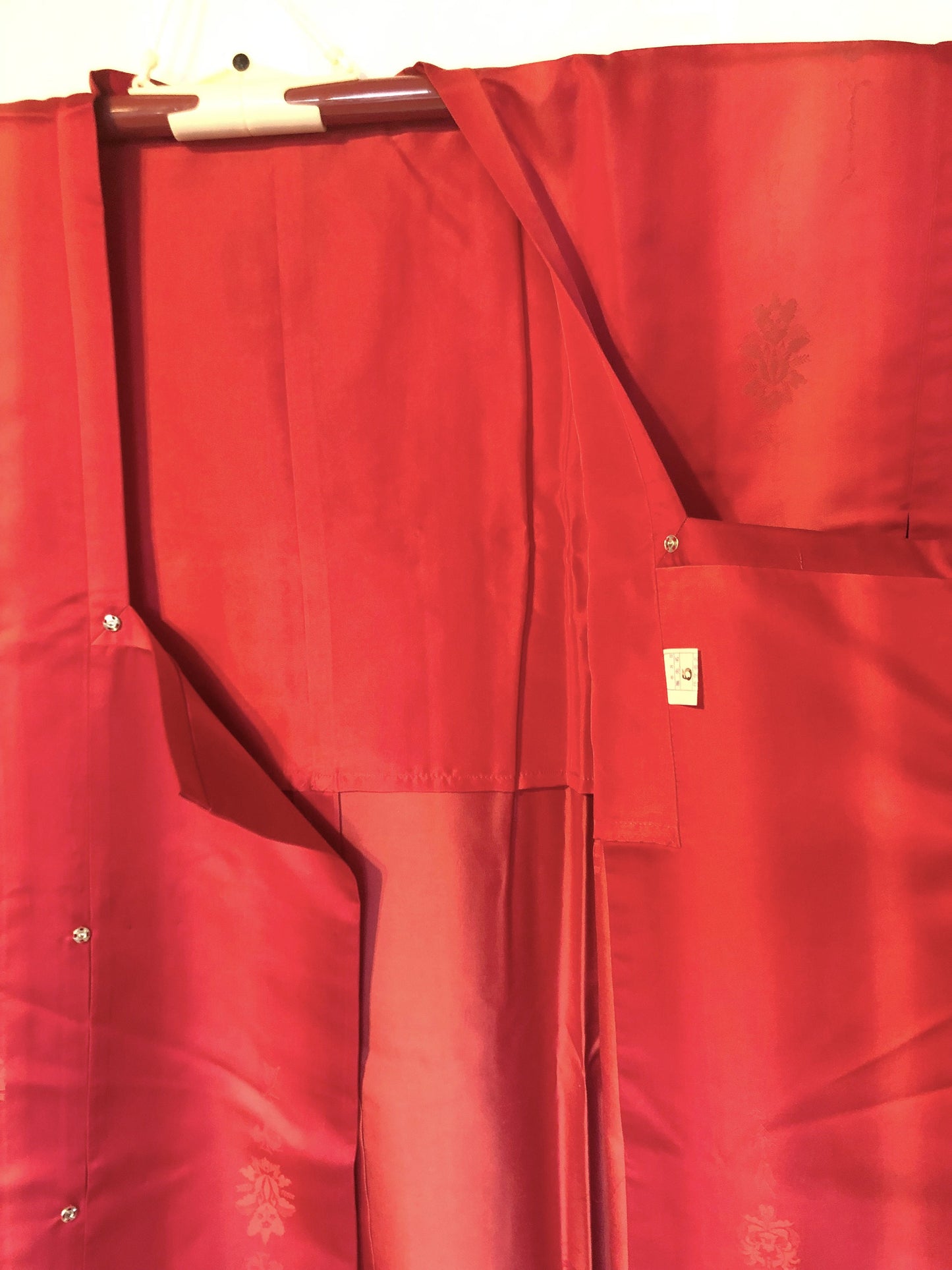 Traditional Japanese long kimono coat - casual red michiyuki