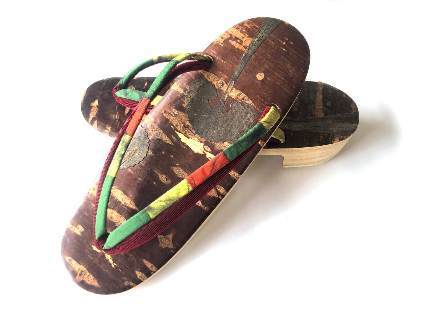 Unique vintage Japanese geta - sakura bark with fuki plant motif