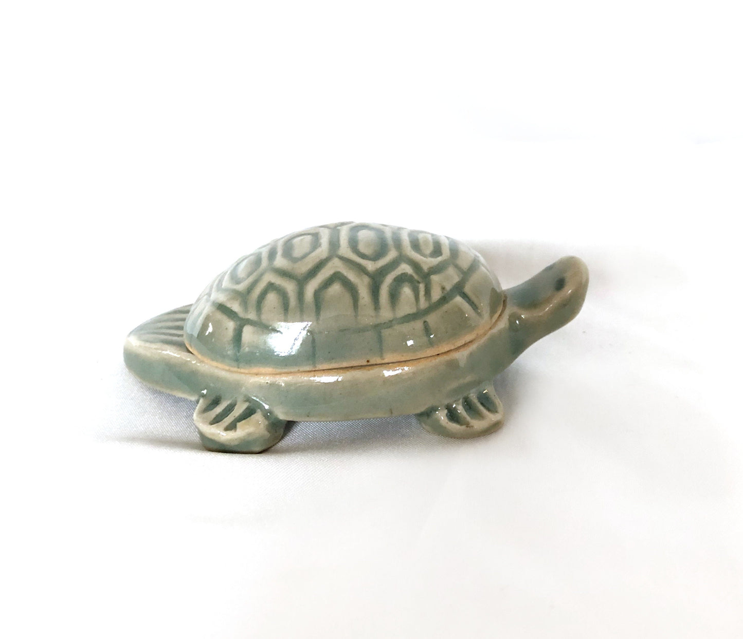 Miniature incense dish / trinket box - ancient turtle