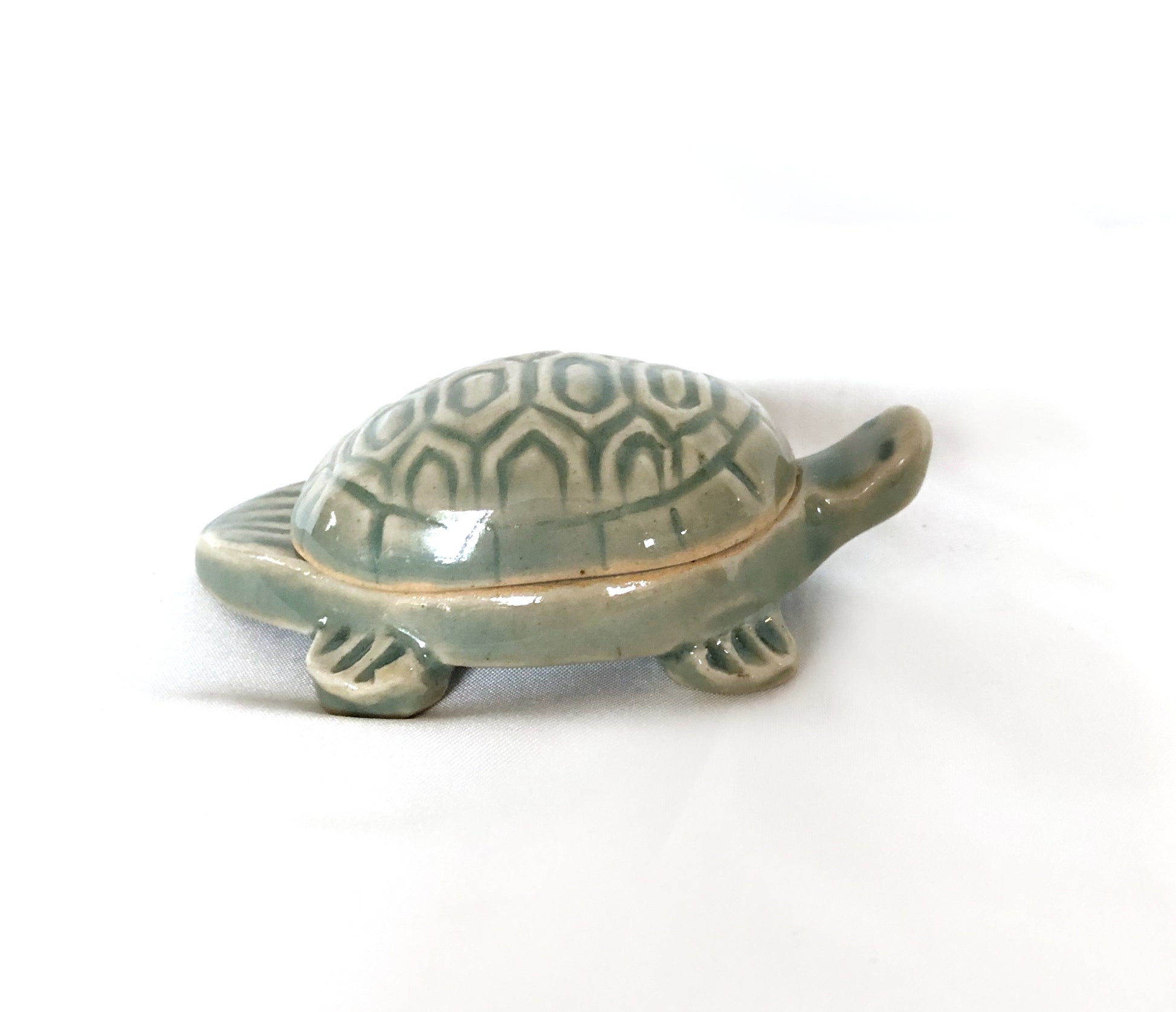 Miniature incense dish / trinket box - ancient turtle