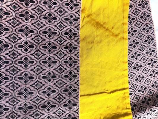 Vintage reversible Japanese hanhaba obi - light pink and yellow with black and metallic geometric pattern