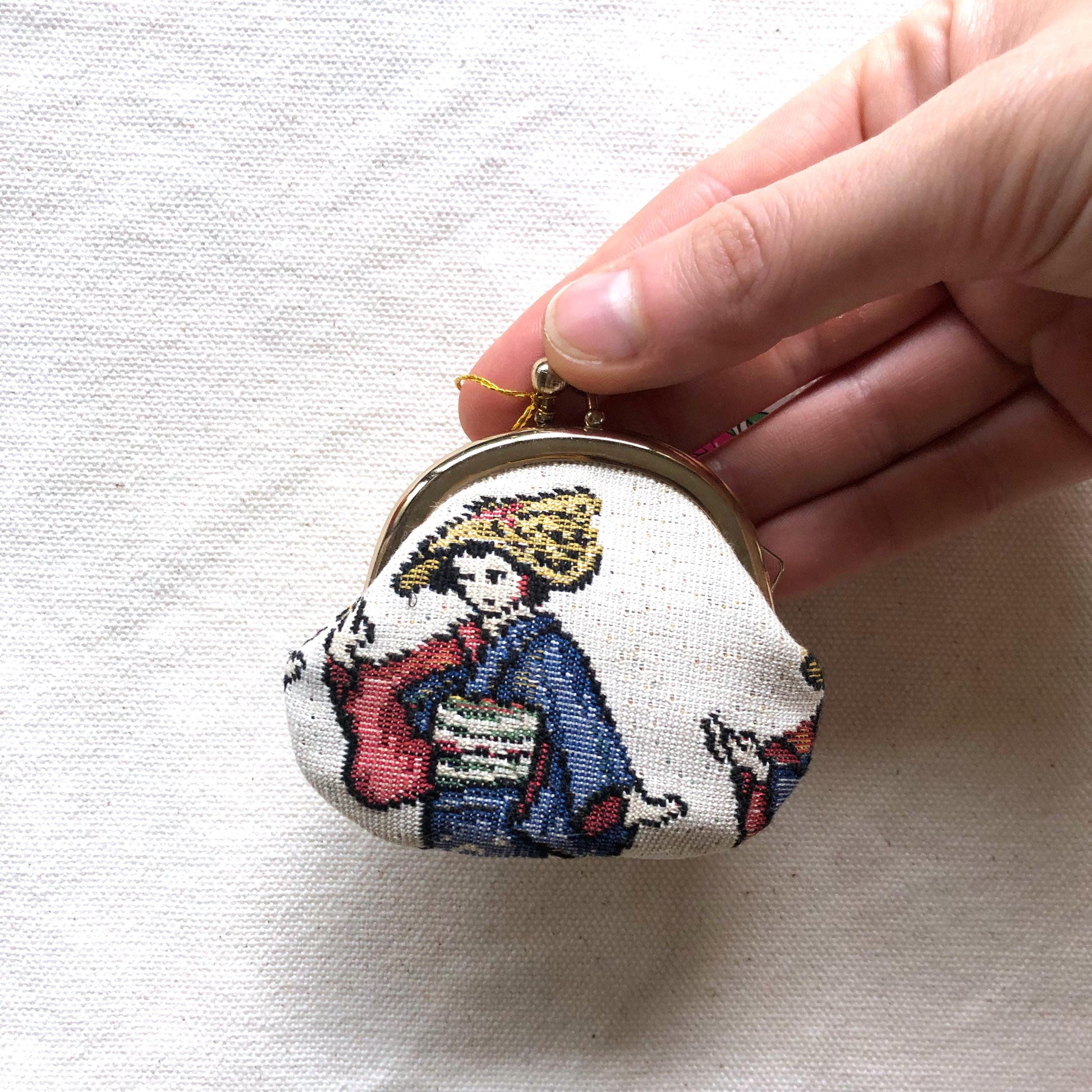 Miniature Japanese coin purse - Sado Okesa dancers