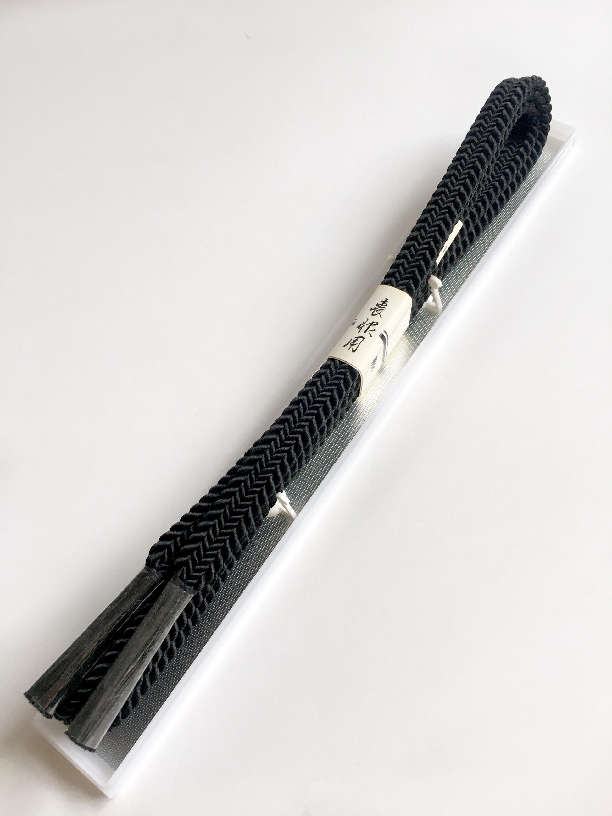 Silk obijime - thin belt with tassels - plain black or white