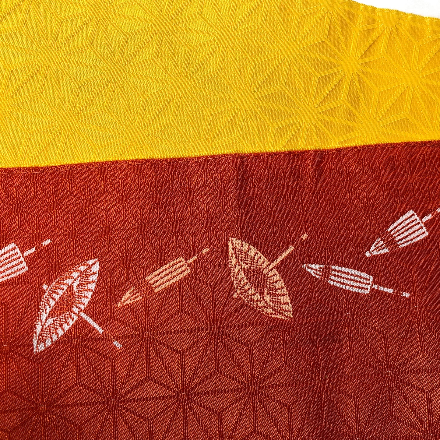 Reversible Japanese hanhaba obi - yellow and red with tiny umbrellas pattern