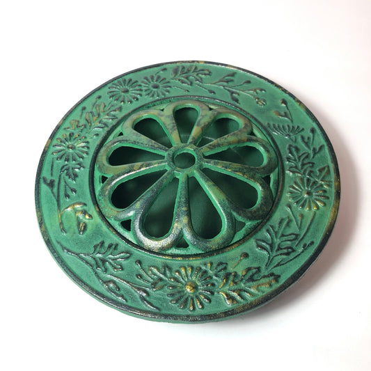 Japanese cast iron ashtray - nanbu tekki - green chrysanthemum flower