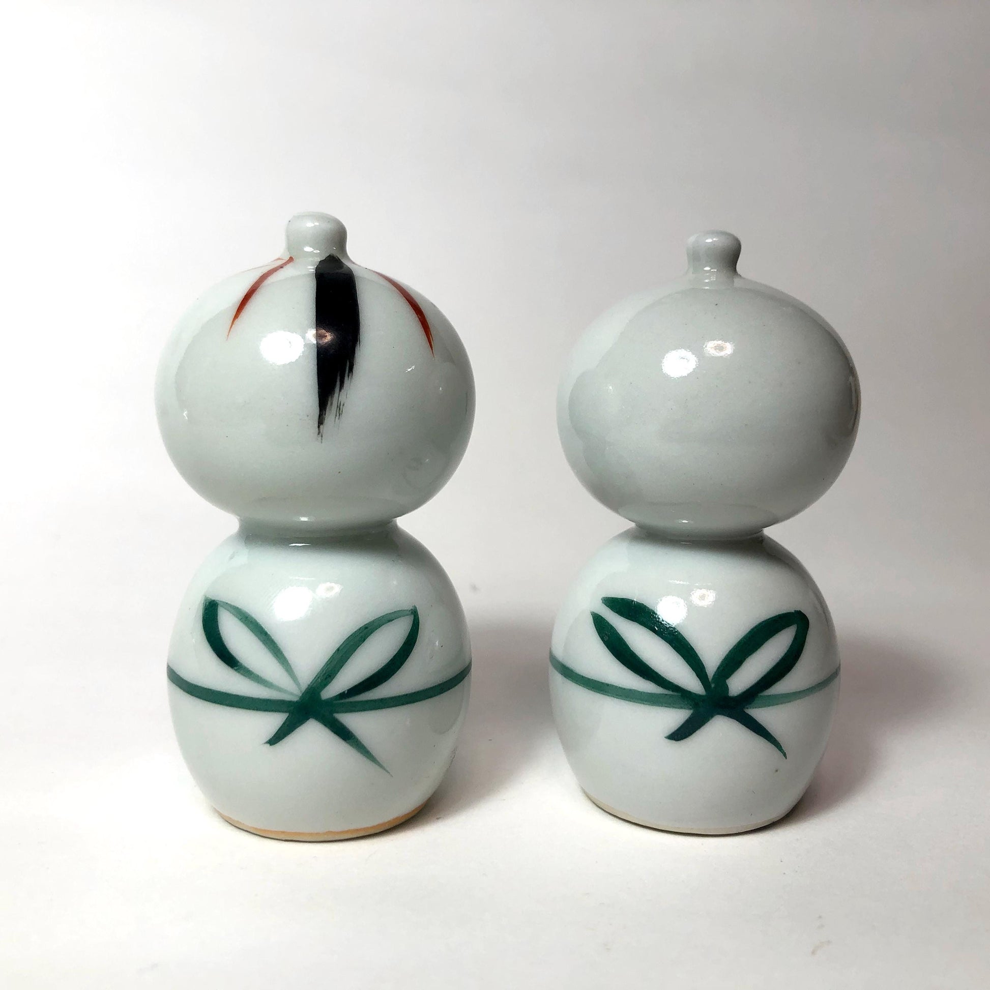 Cute Japanese figurine set - porcelain kokeshi dolls - a boy and a girl
