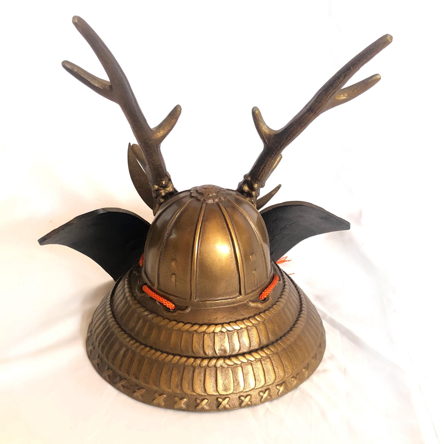 Cast iron statue - Japanese kabuto helmet - Yamanaka Yukimori (Shikanosuke)