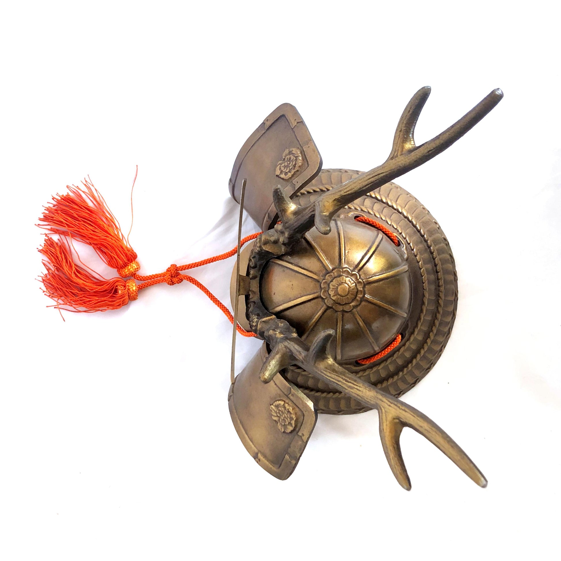 Cast iron statue - Japanese kabuto helmet - Yamanaka Yukimori (Shikanosuke)