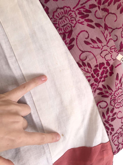 Casual vintage kimono - light purple komon with floral motifs