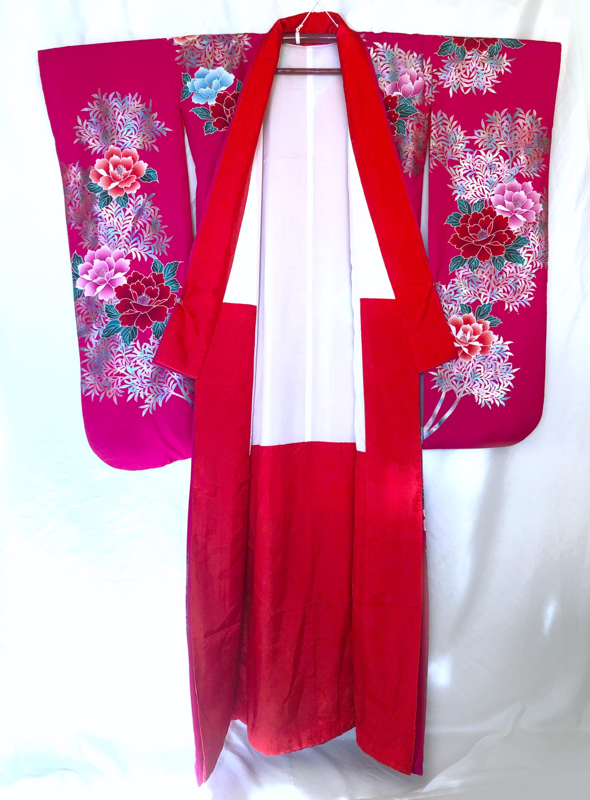 Colorful uchikake - Japanese wedding cover / hikizuri - stage costume - vivid pink with castles and roses