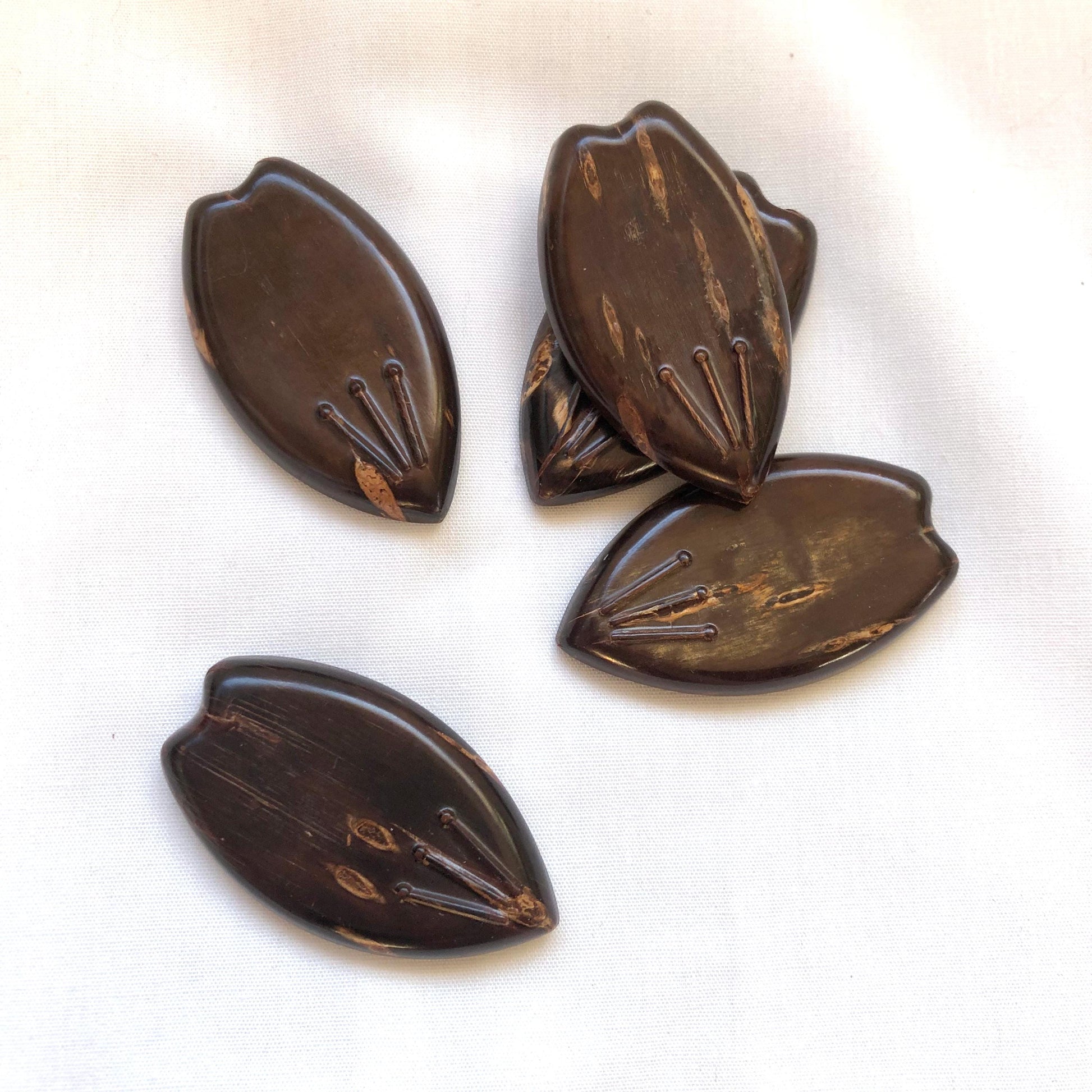 Japanese hashioki - chopstick rests - sakura petals made of sakura bark