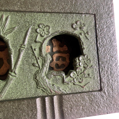 Big Japanese iron cast ashtray - three friends of winter