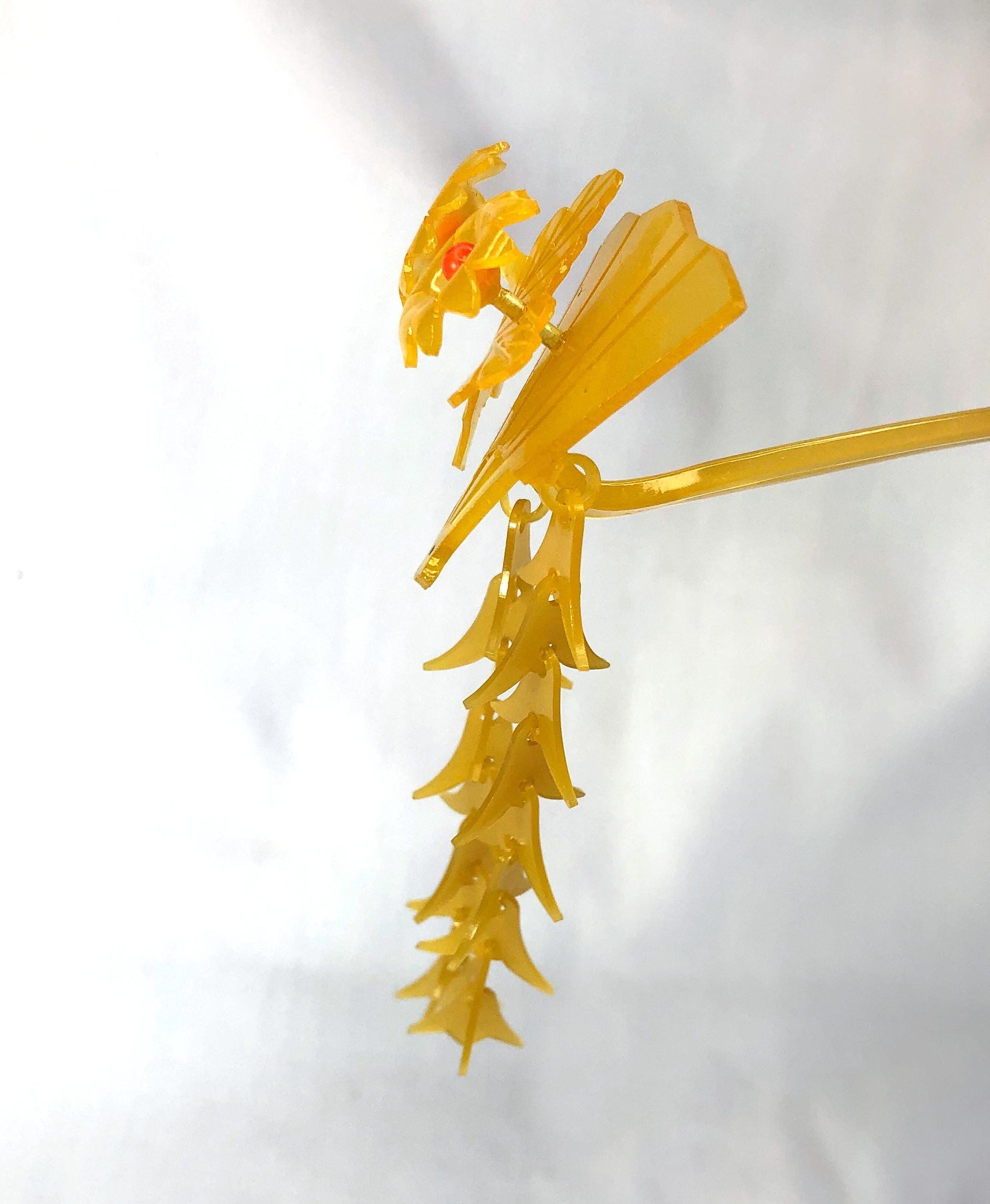 Vintage Japanese hair accessory set - hairpins and a comb with floral motifs