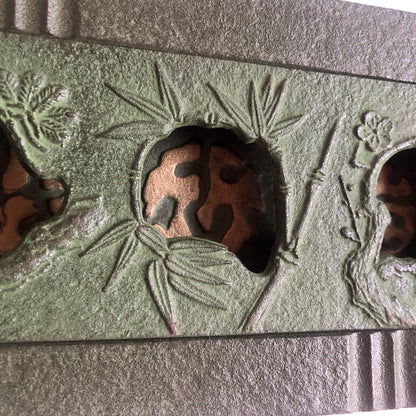 Big Japanese iron cast ashtray - three friends of winter