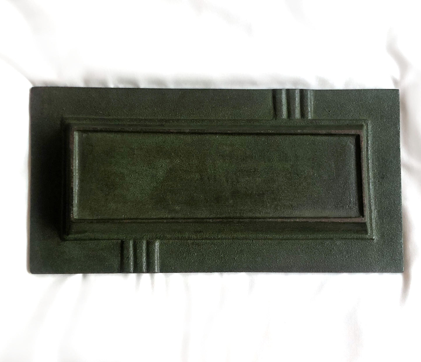 Big Japanese iron cast ashtray - three friends of winter