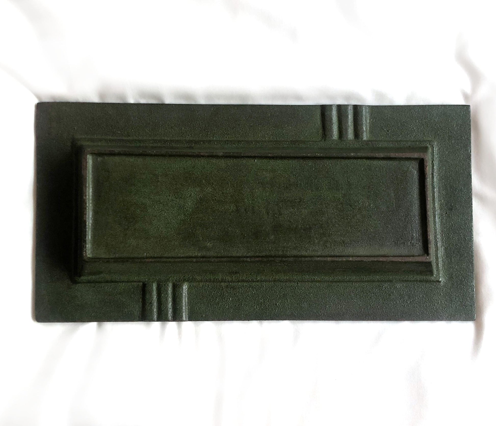 Big Japanese iron cast ashtray - three friends of winter