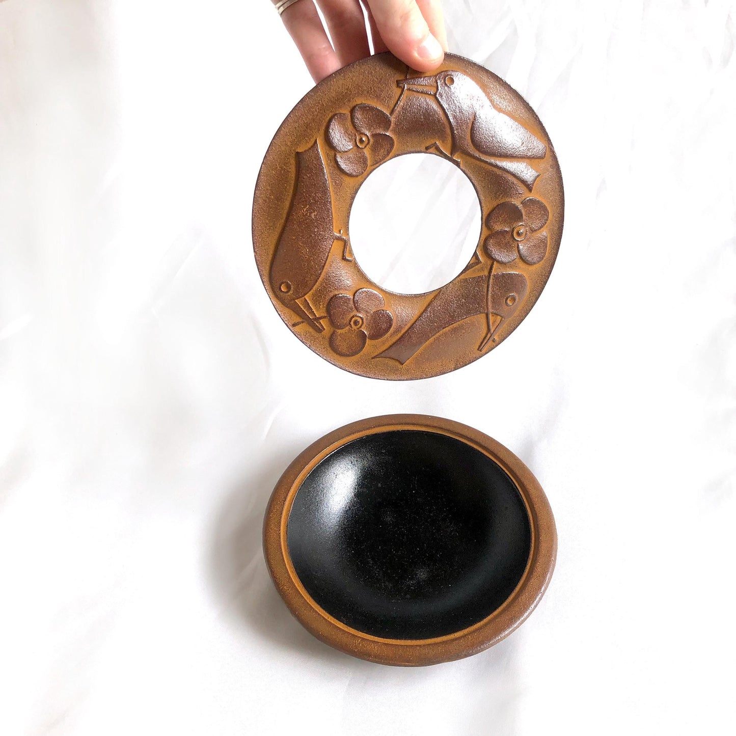 Japanese cast iron ashtray - nanbu tekki - birds and flowers