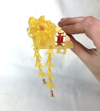 Vintage Japanese hair accessory set - hairpins and a comb with floral motifs