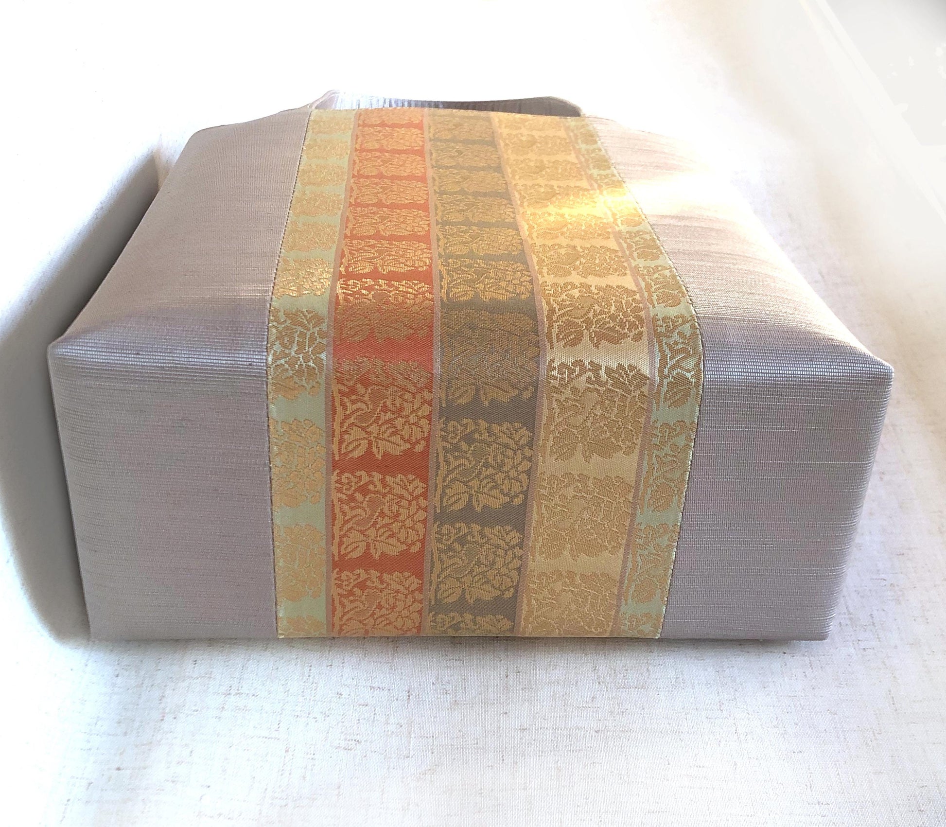 Obi remake tote bag - light gray and pastel jacquard