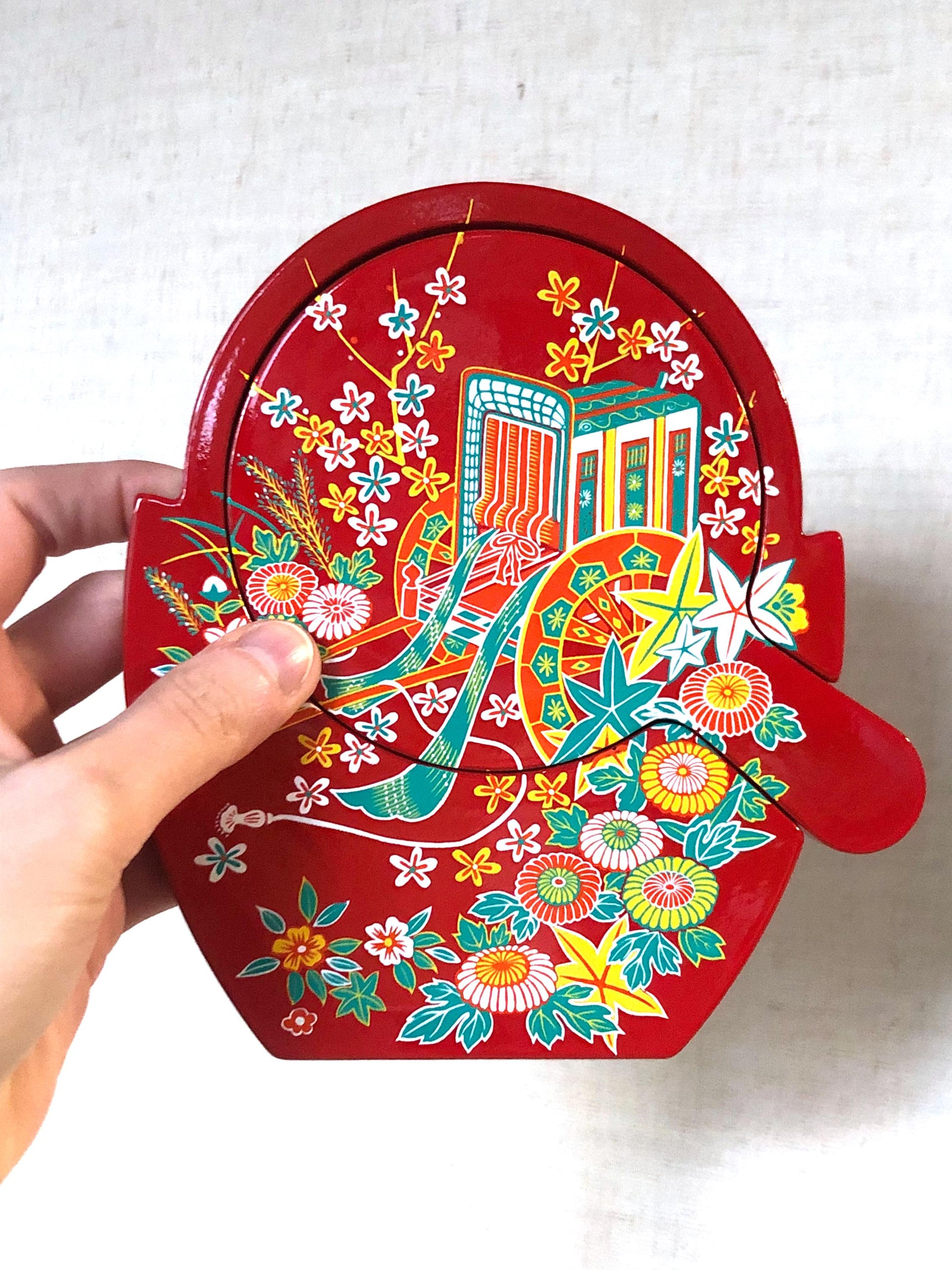 Cute Japanese set - standing and handheld mirror with colorful flowers