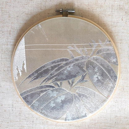 Vintage silk obi wall hanging - tondo 18cm (Series II)