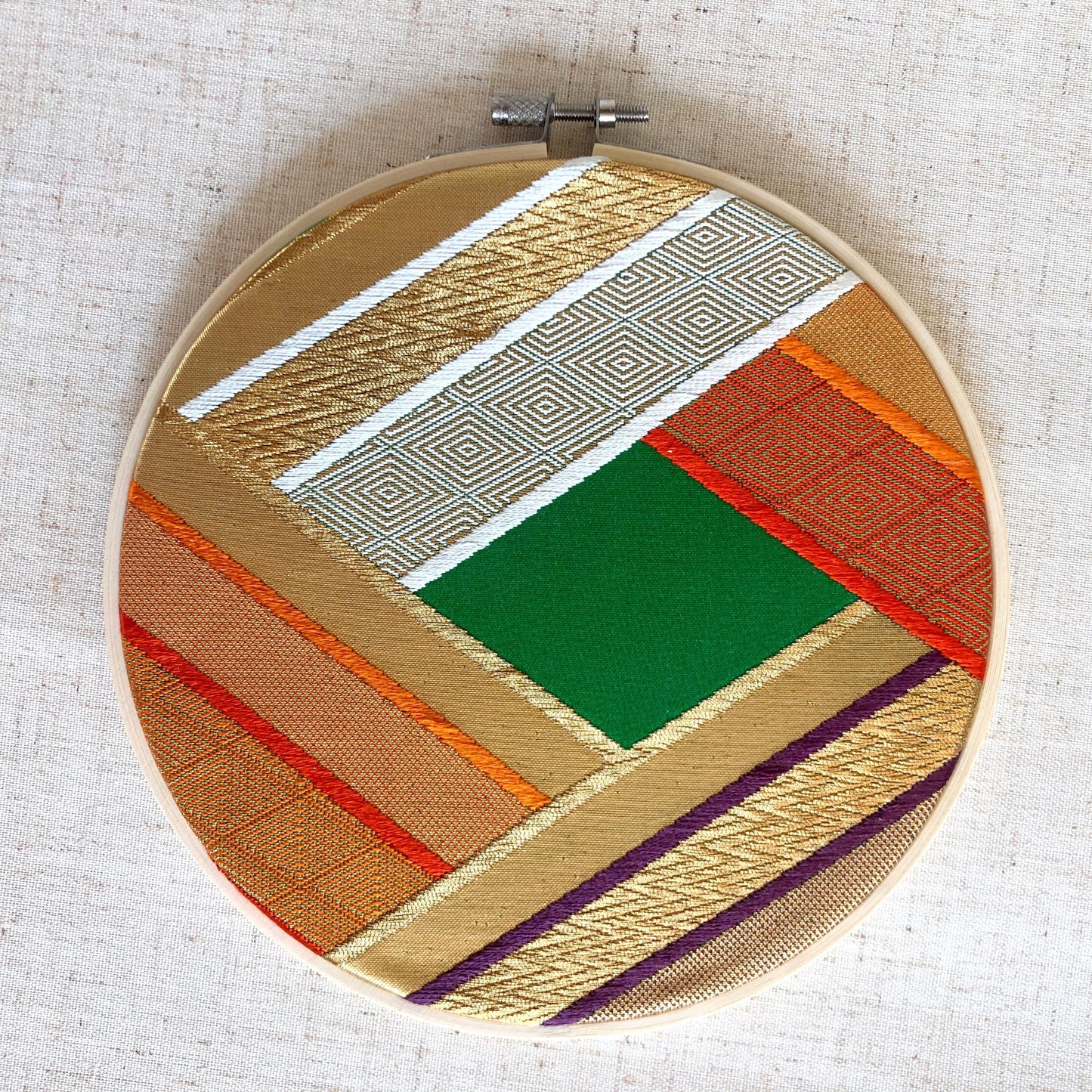 Vintage silk obi wall hanging - tondo 18cm (Series II)