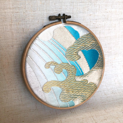 Vintage silk obi wall hanging- tondo 15cm